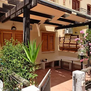  Casa vacanze Makari Mare
